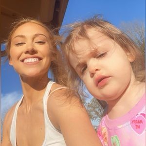 Meet your Posher, Elle